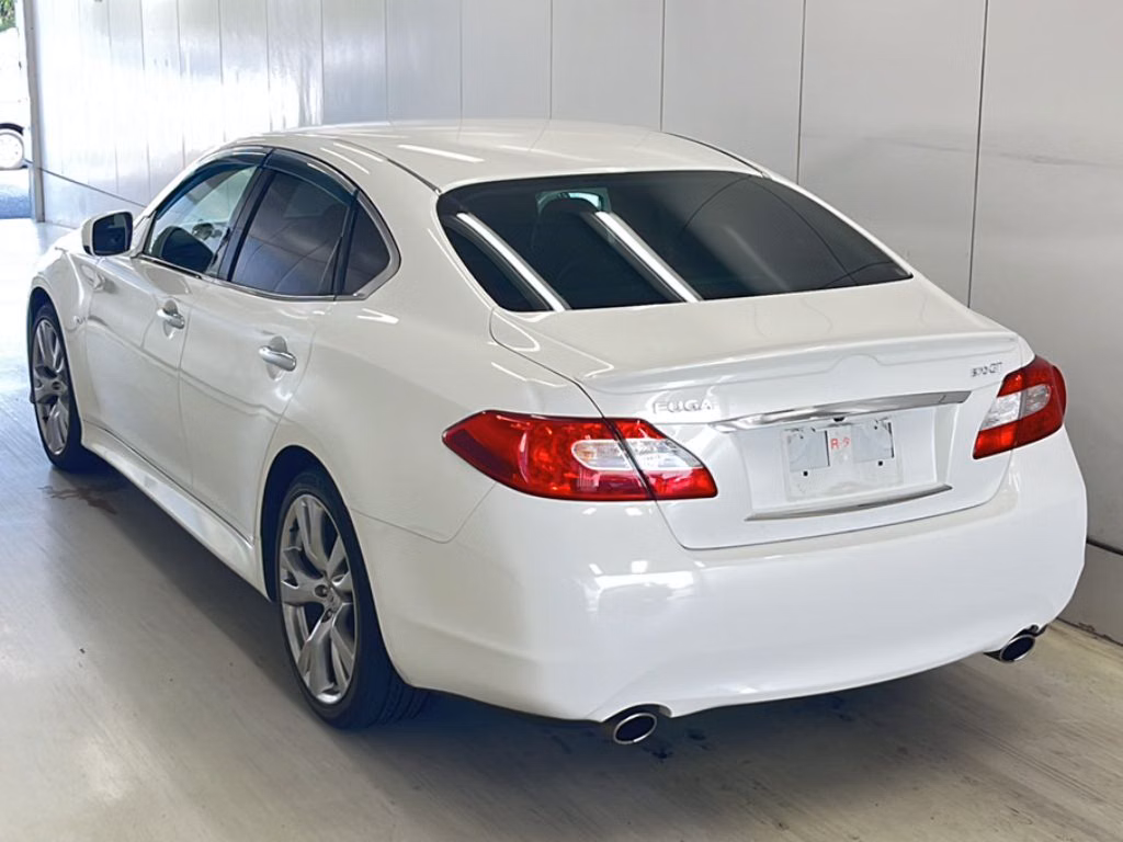 Nissan Fuga