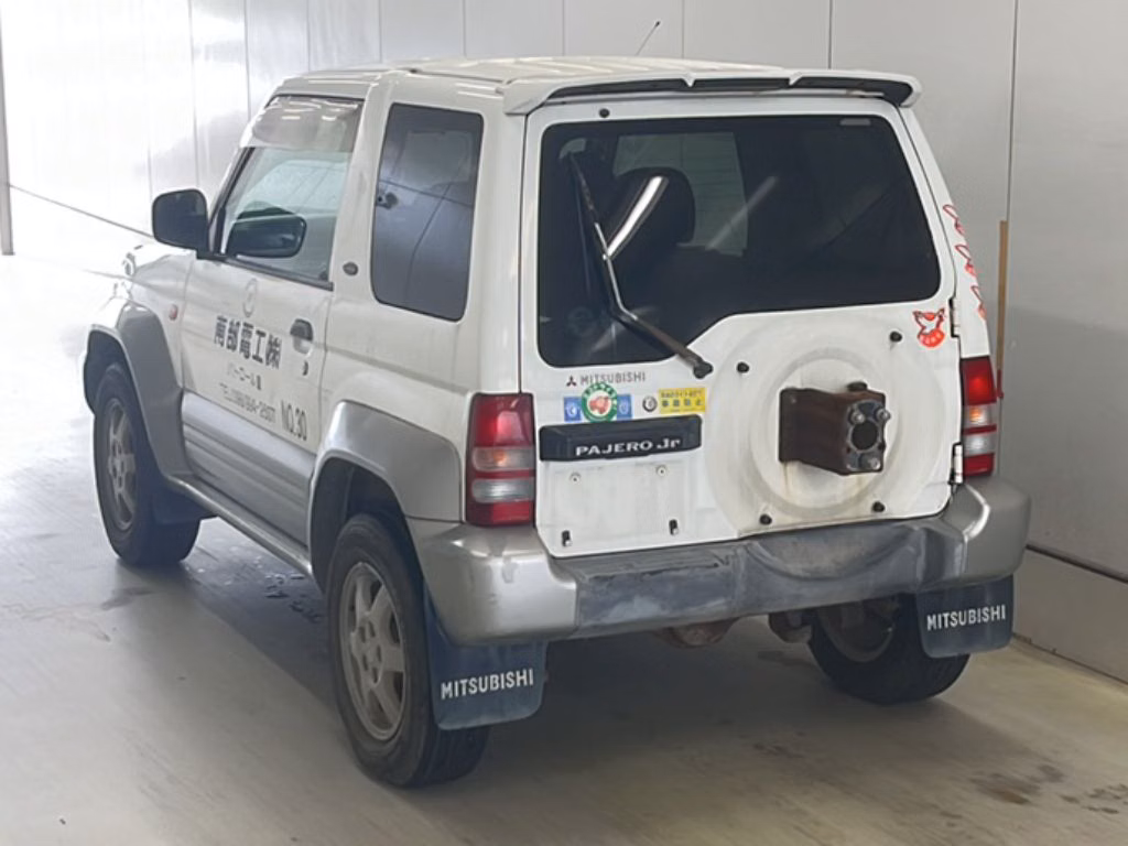 Mitsubishi Pajero Junior