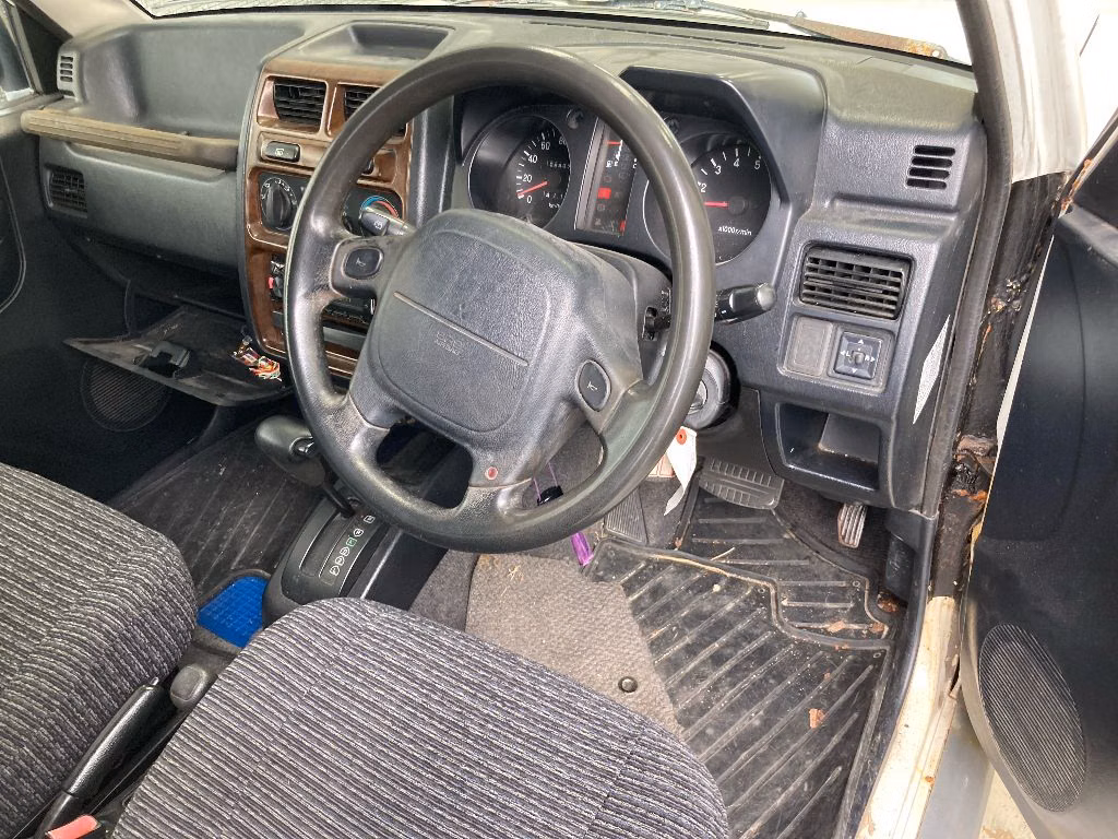 Mitsubishi Pajero Junior