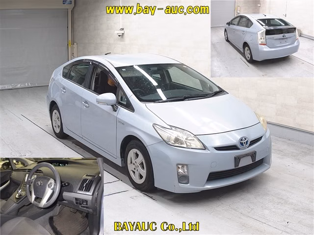 TOYOTA PRIUS