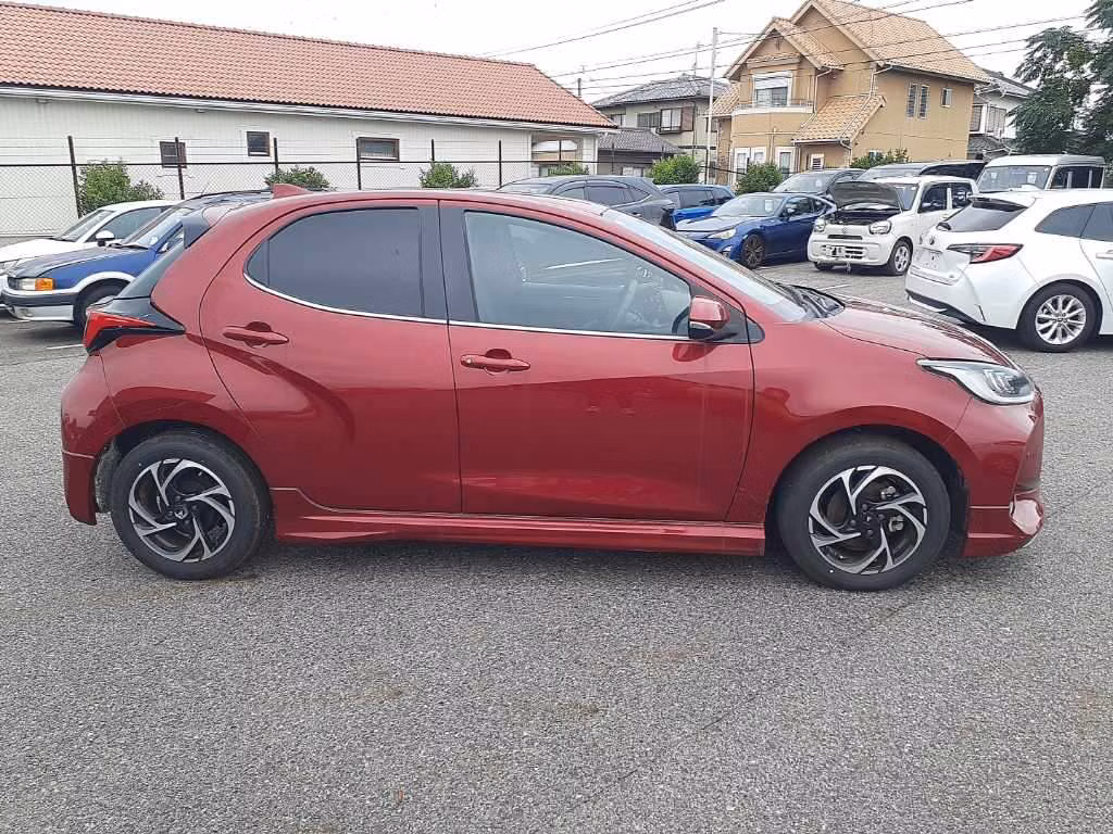 TOYOTA YARIS