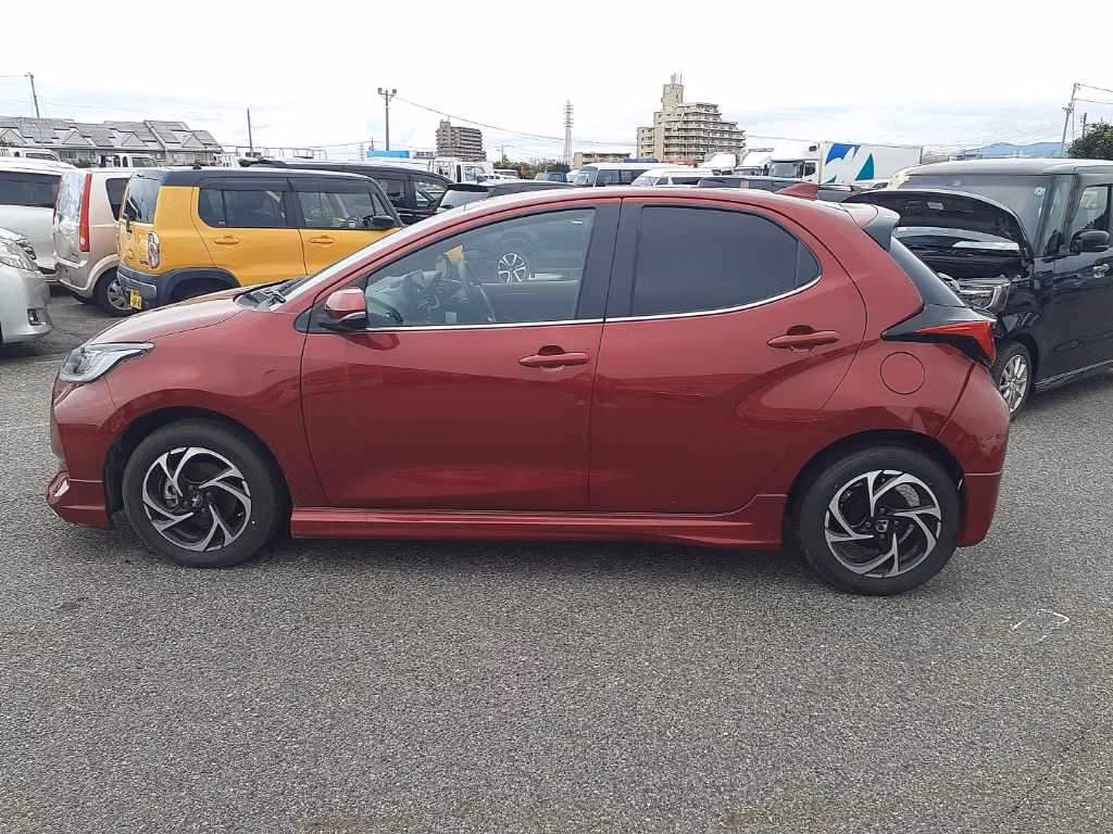 TOYOTA YARIS