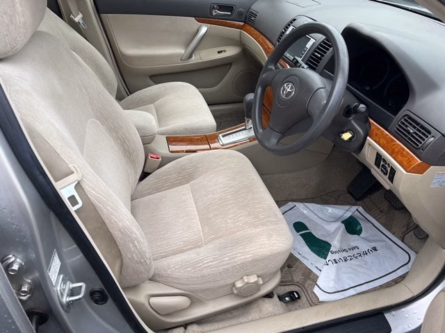 Toyota Premio