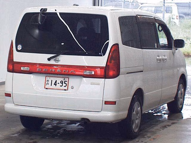 NISSAN SERENA