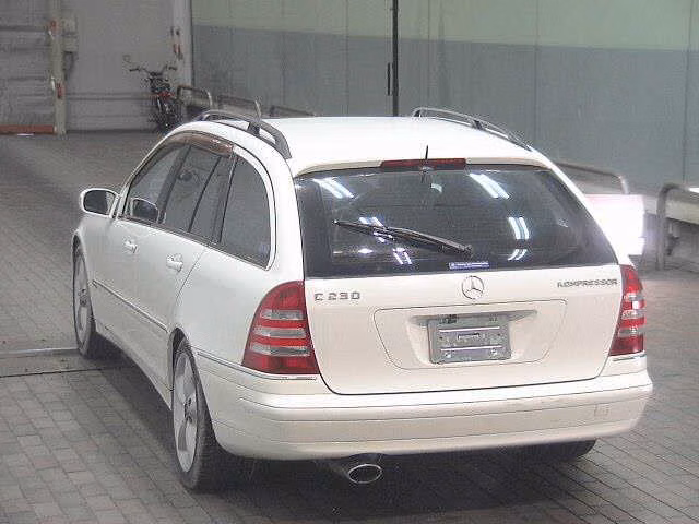 MERCEDES-BENZ C-CLASS
