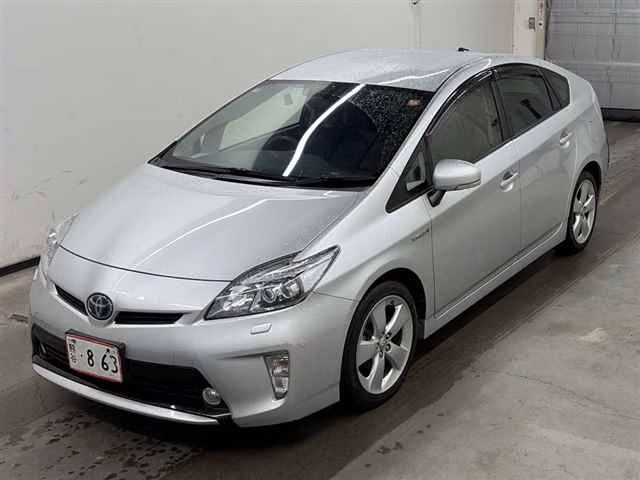TOYOTA PRIUS