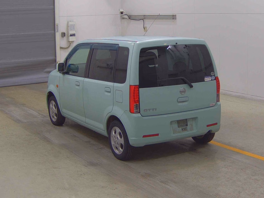 Nissan Otti