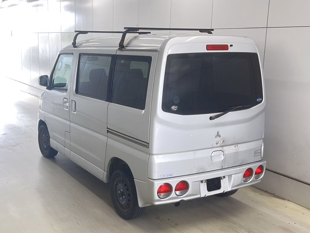 MITSUBISHI TOWN BOX