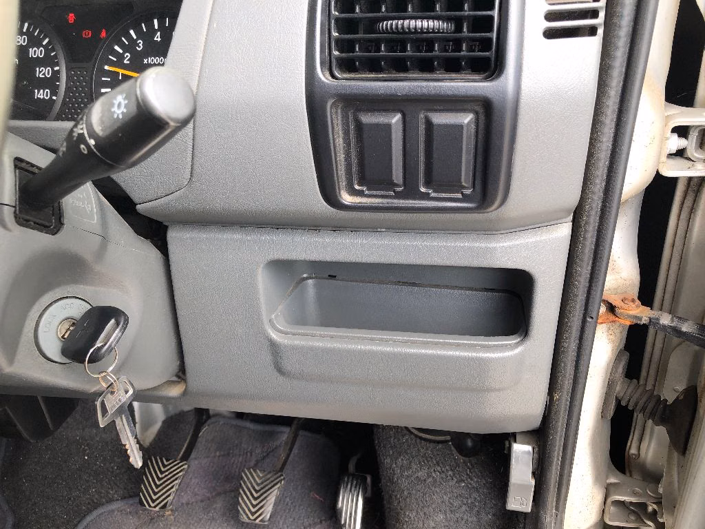 MITSUBISHI TOWN BOX
