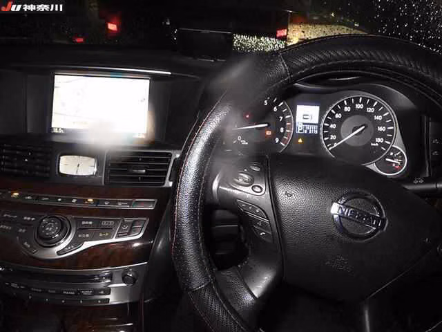 NISSAN FUGA