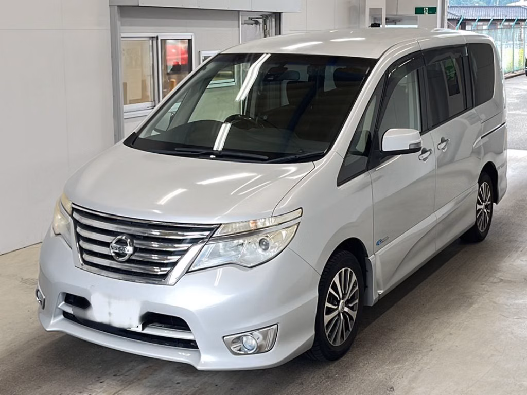 NISSAN SERENA