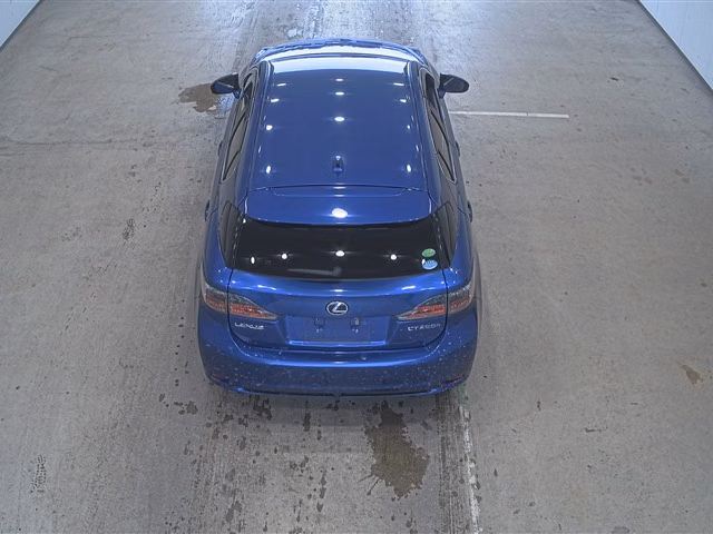 Lexus CT200h