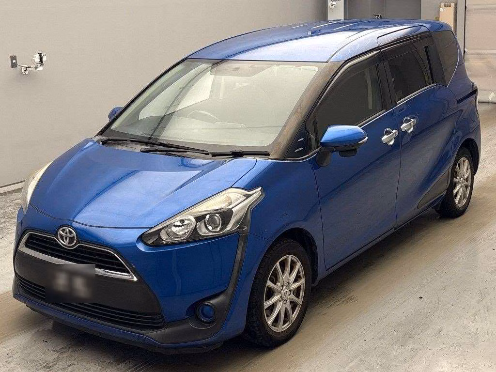 Toyota Sienta