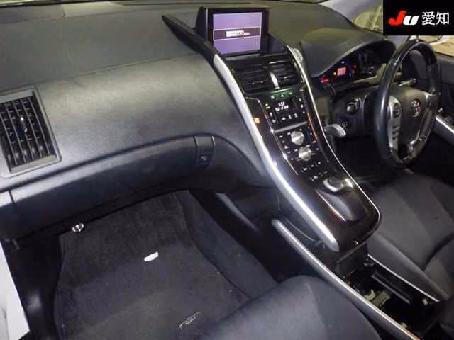 TOYOTA SAI