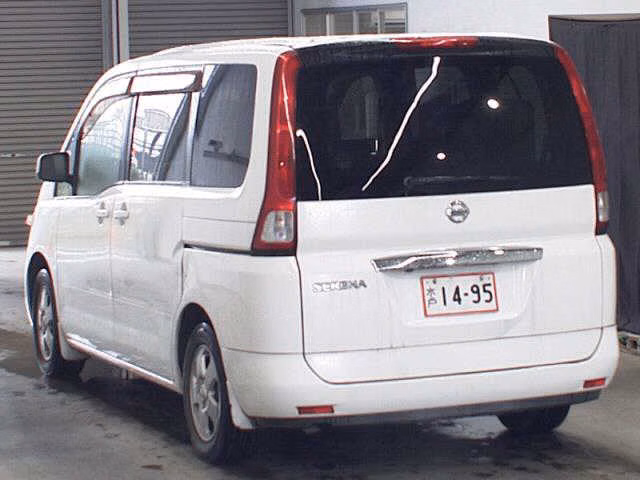 NISSAN SERENA