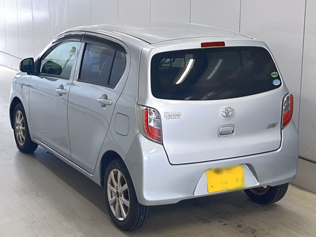 TOYOTA PIXIS EPOCH