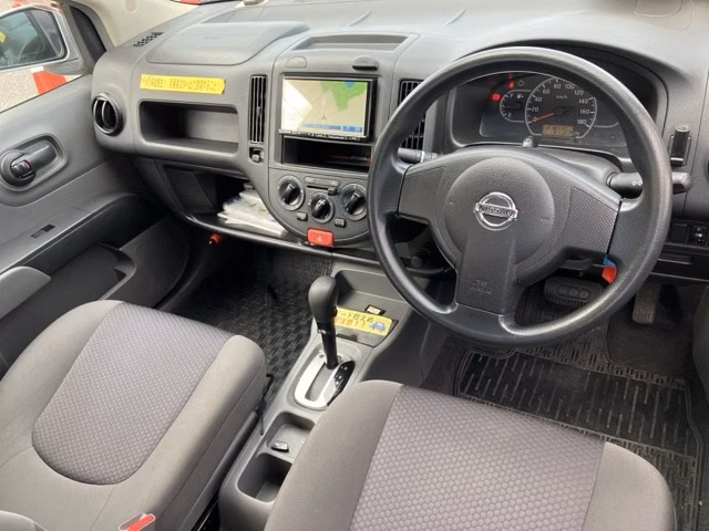 Nissan AD