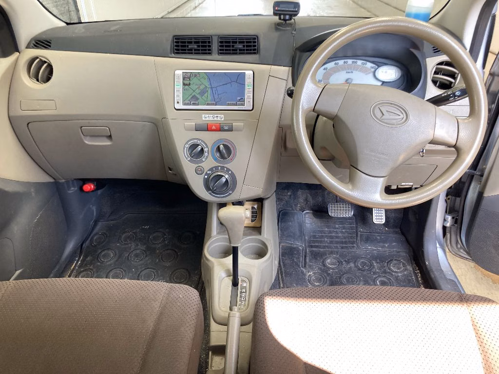 DAIHATSU MIRA