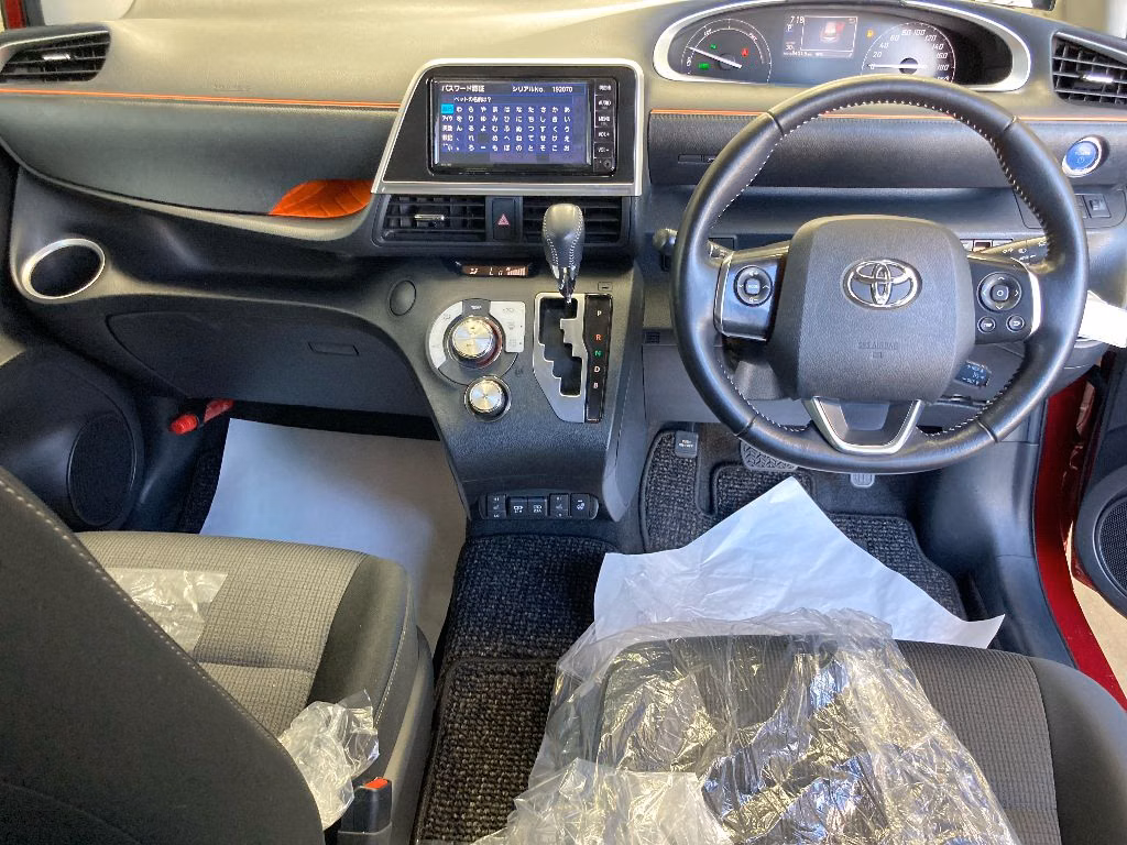 TOYOTA SIENTA