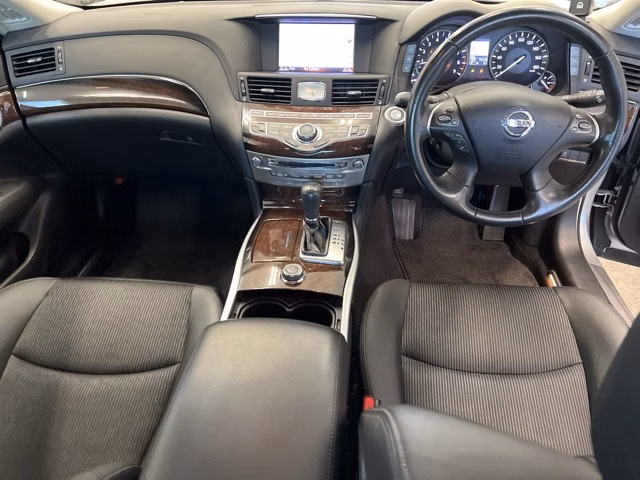 Nissan Fuga
