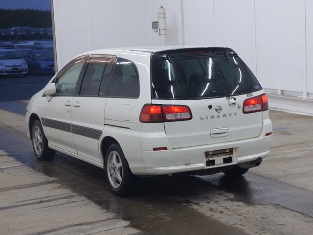 NISSAN LIBERTY