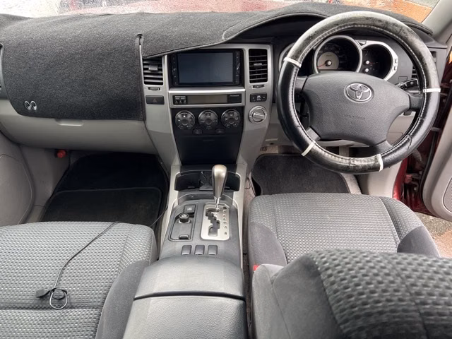 TOYOTA HILUX SURF