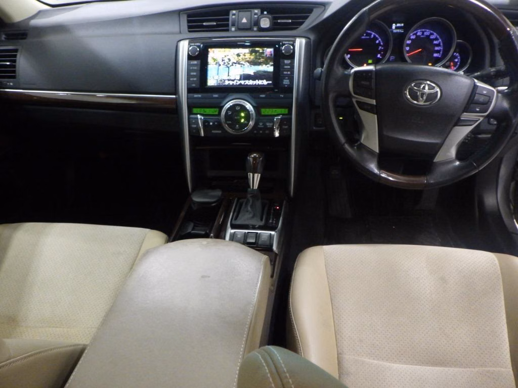 TOYOTA MARK X