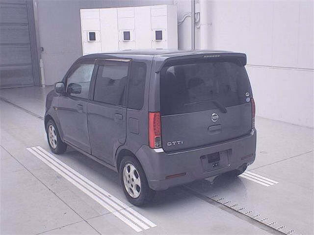 Nissan Otti