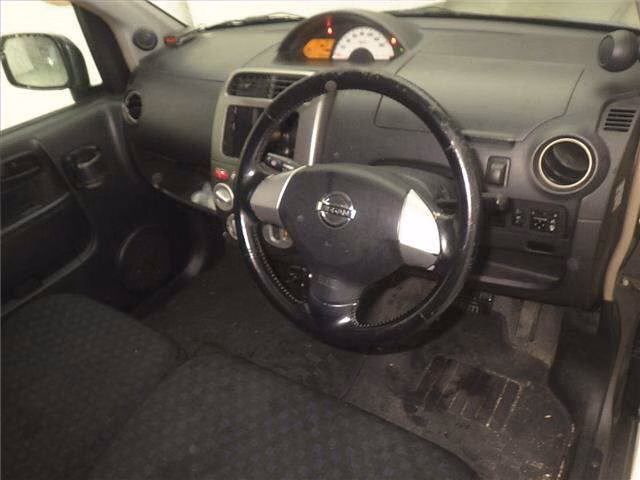 Nissan Otti