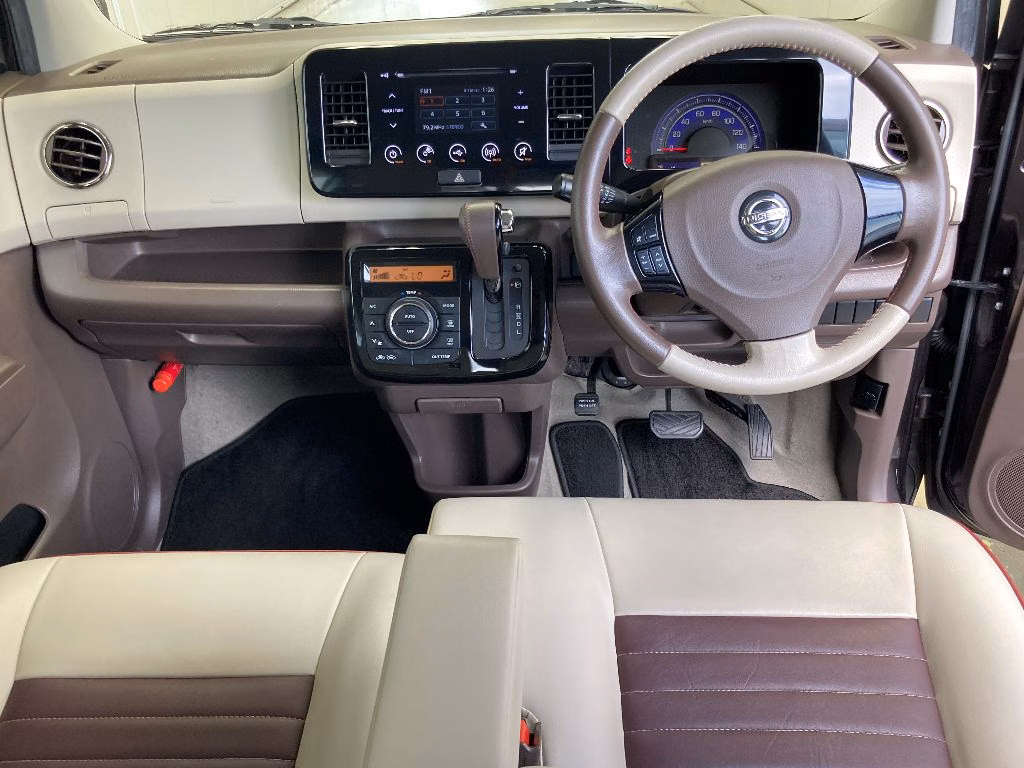 NISSAN MOCO