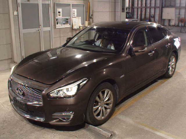 Nissan Fuga