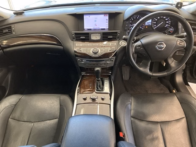 Nissan Fuga