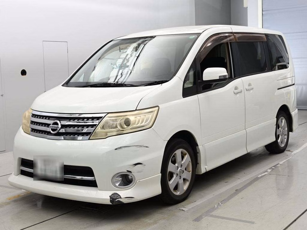 NISSAN SERENA