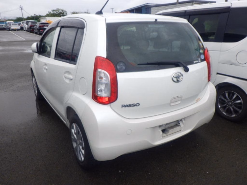 TOYOTA PASSO