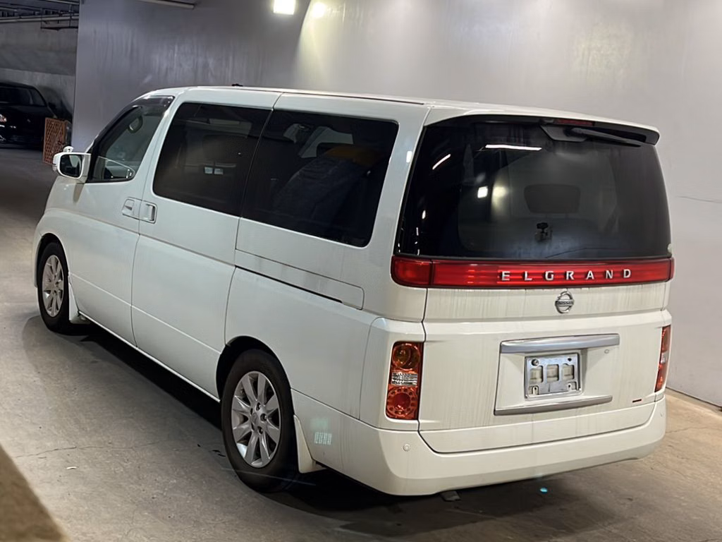 Nissan Elgrand