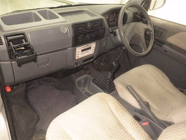 MITSUBISHI TOWN BOX