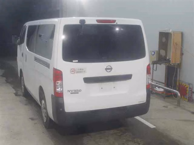 NISSAN NV350 CARAVAN