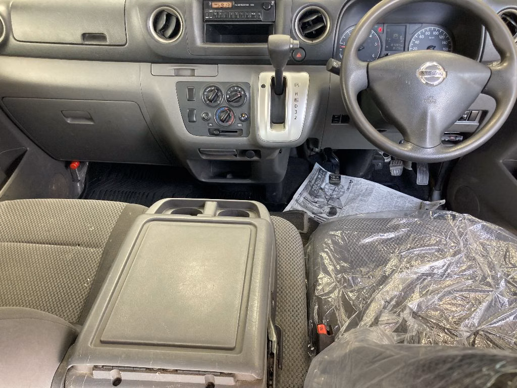 NISSAN NV350 CARAVAN