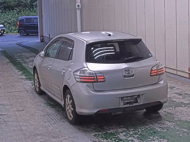 Toyota Blade