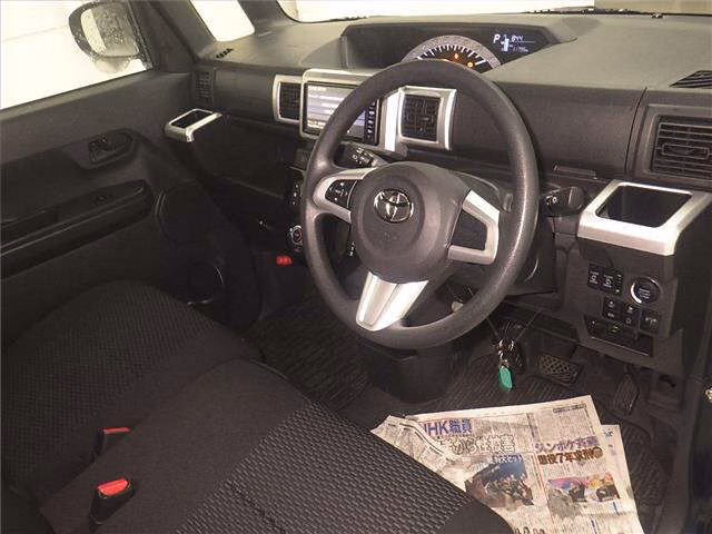 TOYOTA PIXIS MEGA