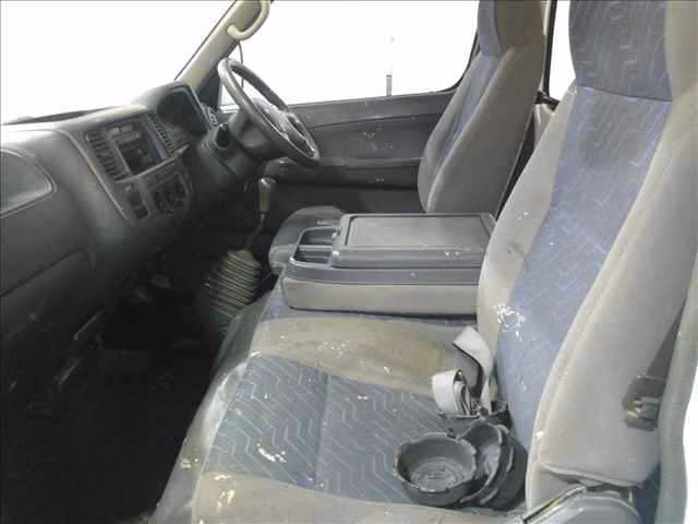 NISSAN CARAVAN