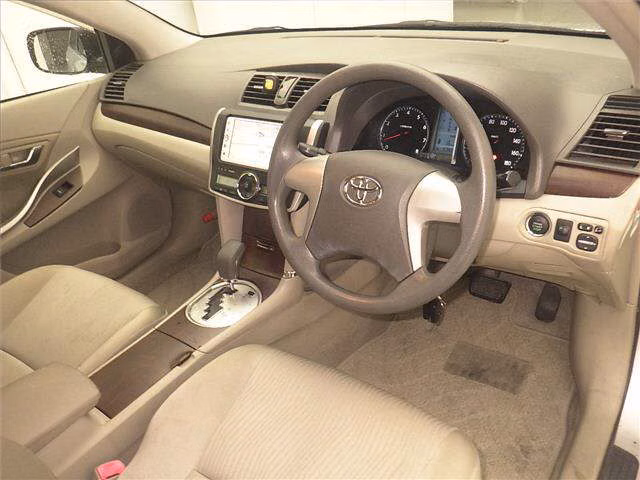 Toyota Premio