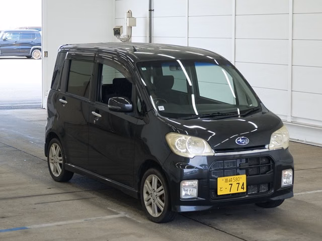 SUBARU LUCRA