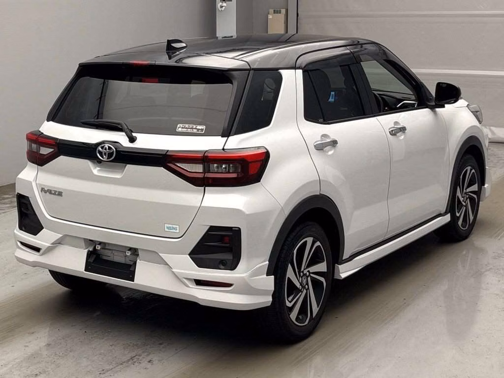 TOYOTA RAIZE