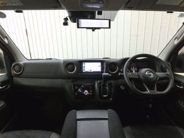NISSAN CARAVAN
