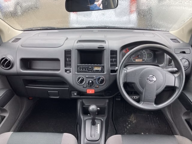 Nissan AD