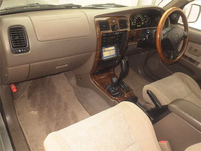 TOYOTA HILUX SURF