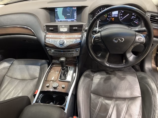 Nissan Fuga