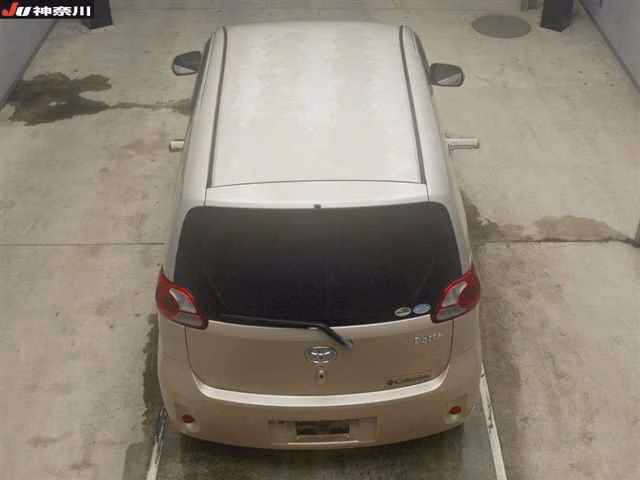 TOYOTA PORTE