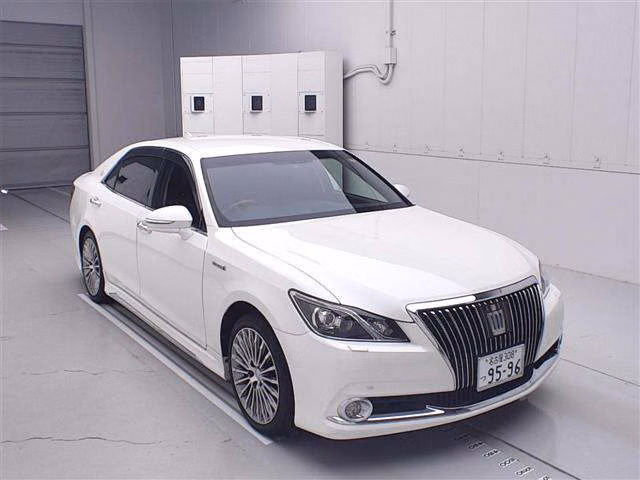 Toyota Crown Majesta